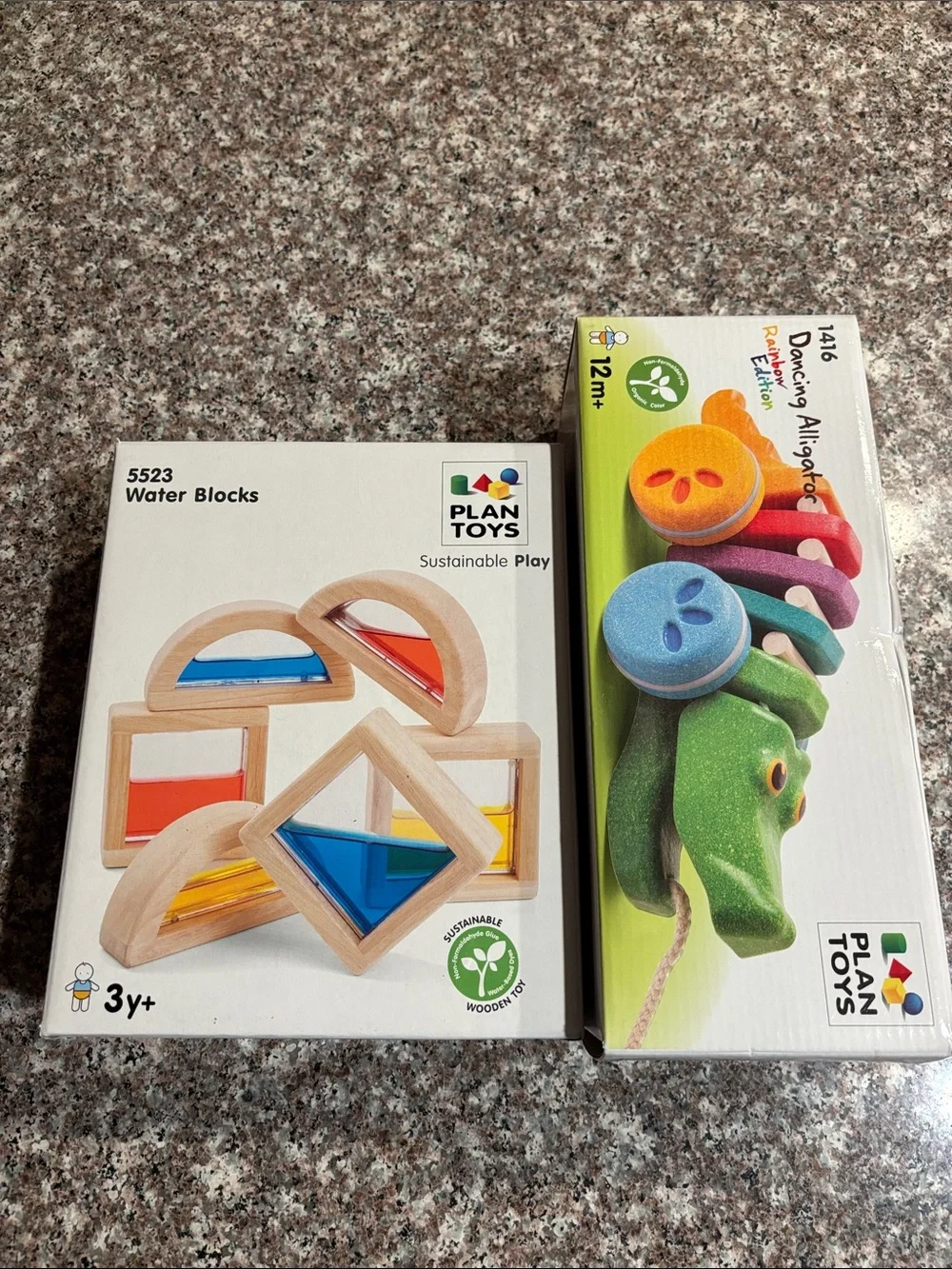 NWT Plan Toys water blocks alligator pull toy bundle Plantoys